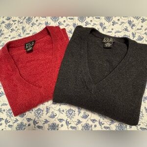 Men’s LOT of 2 size XL Cashmere sweaters V-Neck burgundy/charcoal.**NEEDS REPAIR